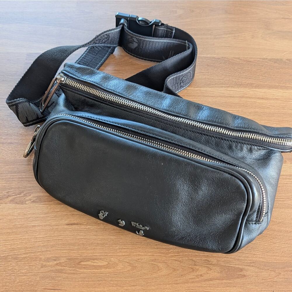 Off-White Logo Print Belt Black Leather Italy Bag
